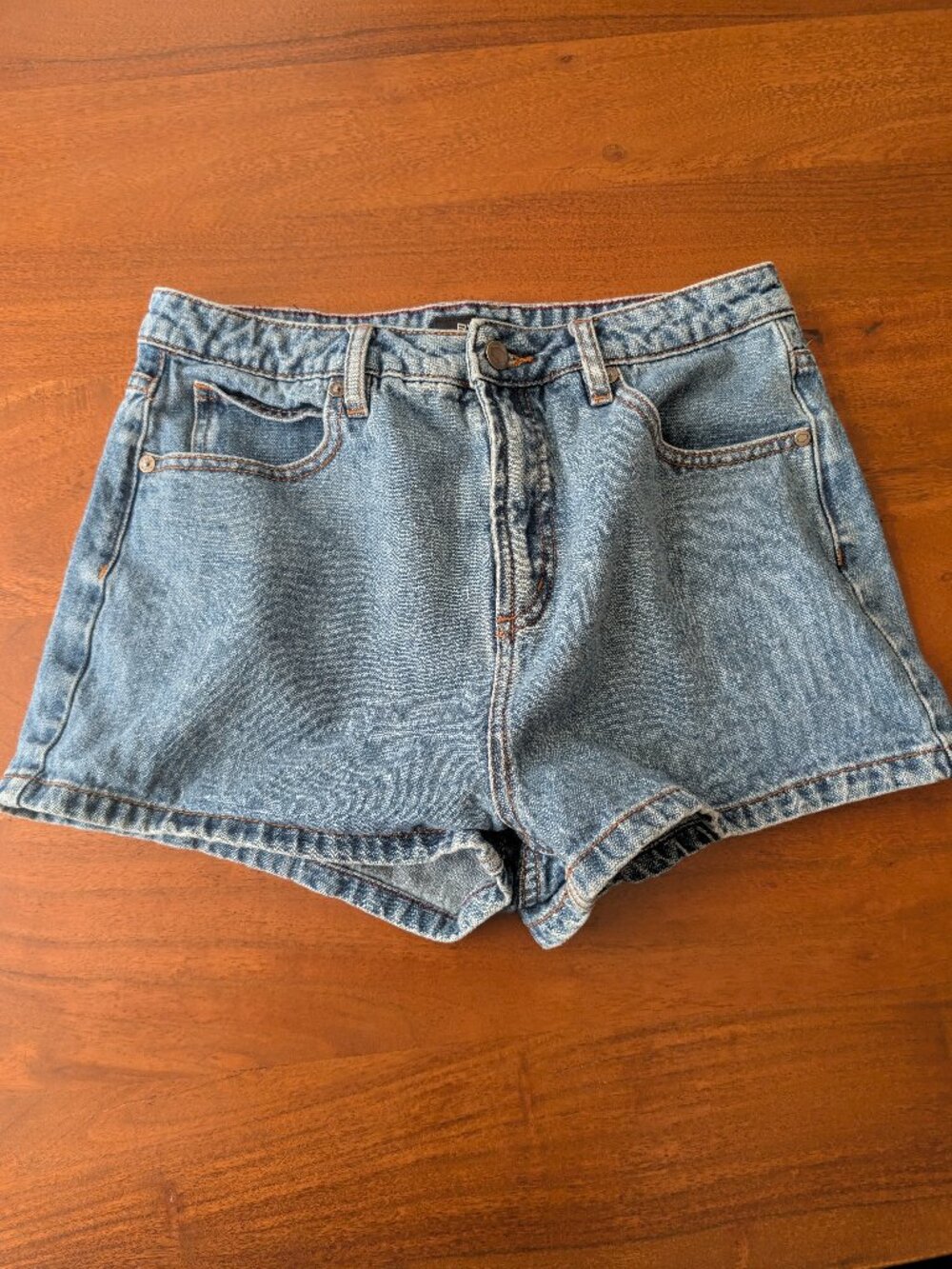 RVCA Women's Jean Shorts Size 28